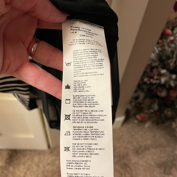 Joseph Ribkoff size 4 midi black & white Geometric design dress - Picture 11 of 11